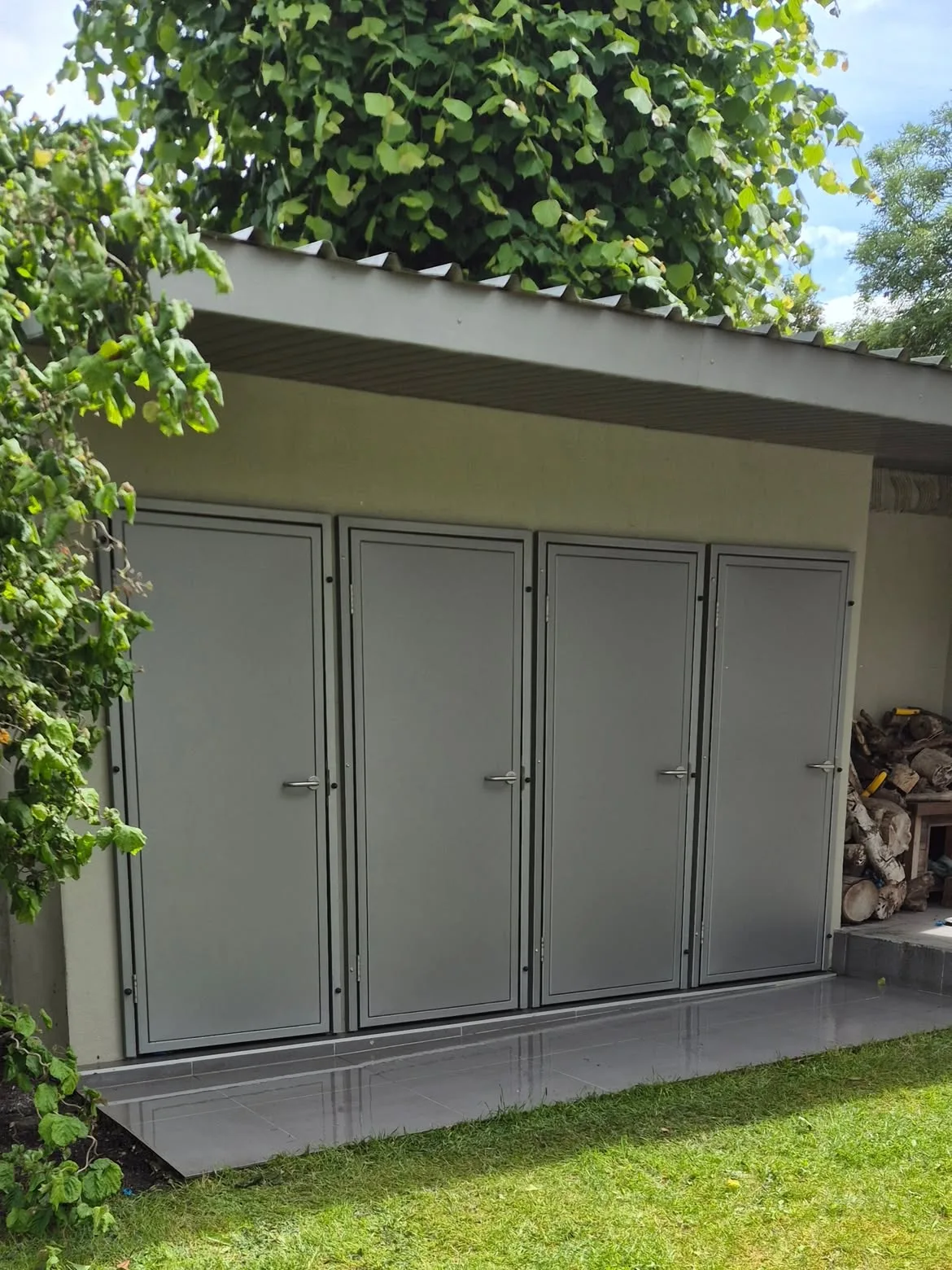 Bespoke Aluminium Doors And Planters Expertly Fabricated And Supplied For A Returning Client,Fin (1)