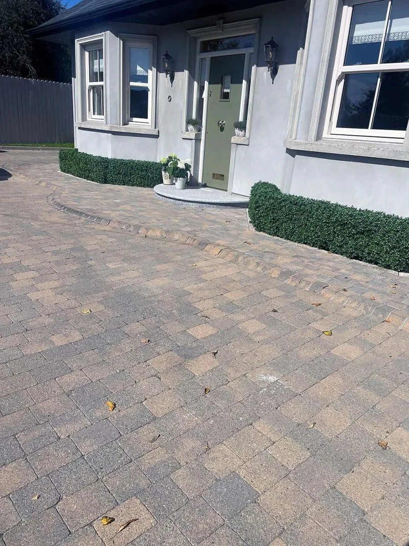 Decorative aluminium gate panel for a residential property
